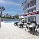 A Hotell 3*