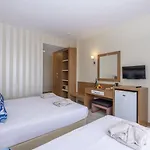 A Hotell