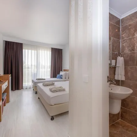 A Otel 3*